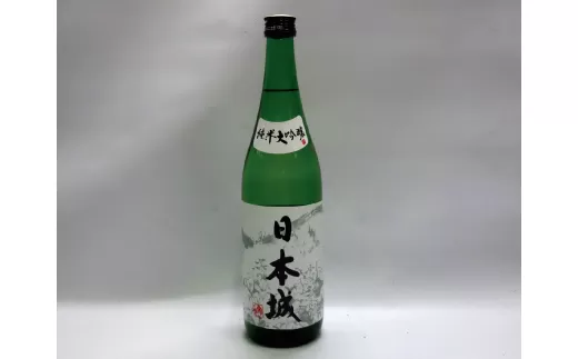 日本酒　清酒日本城純米大吟醸　1.8L